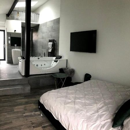 Amo Hotes Les Sorinières Exterior foto